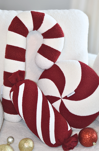 Cozy Teddy Peppermint Round Pillow